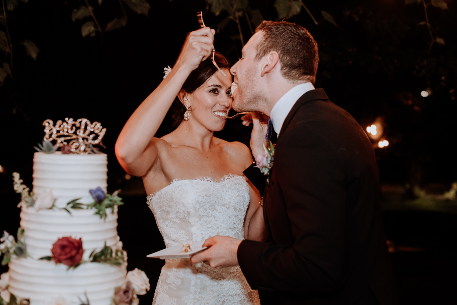 Red Maple Vineyard Wedding cake