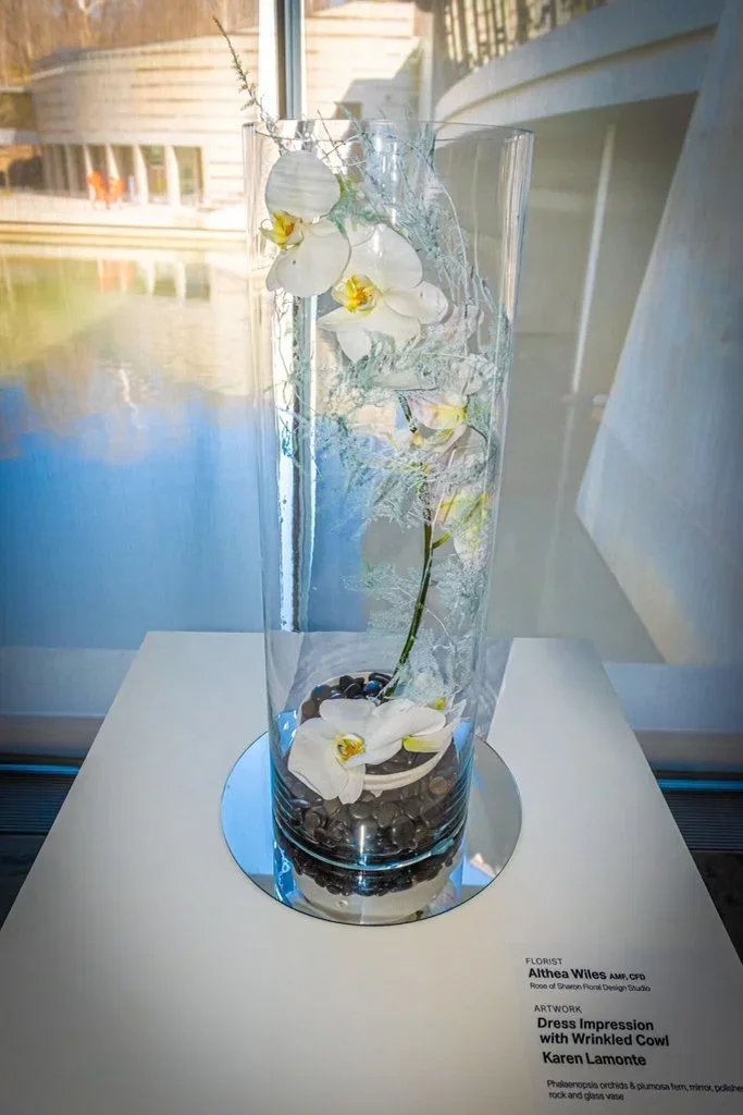 rose of sharon art in bloom crystal bridges 2022