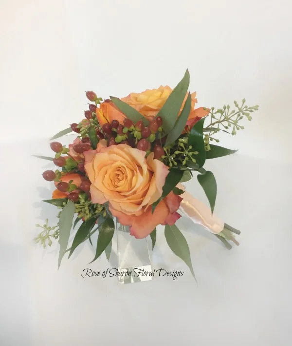 Free Spirit Rose and Hypericum Berry Posy. Rose of Sharon Floral Designs