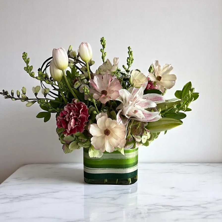 Fresh Flowers for Medical Offices: The Prescription for Better Patient Experience