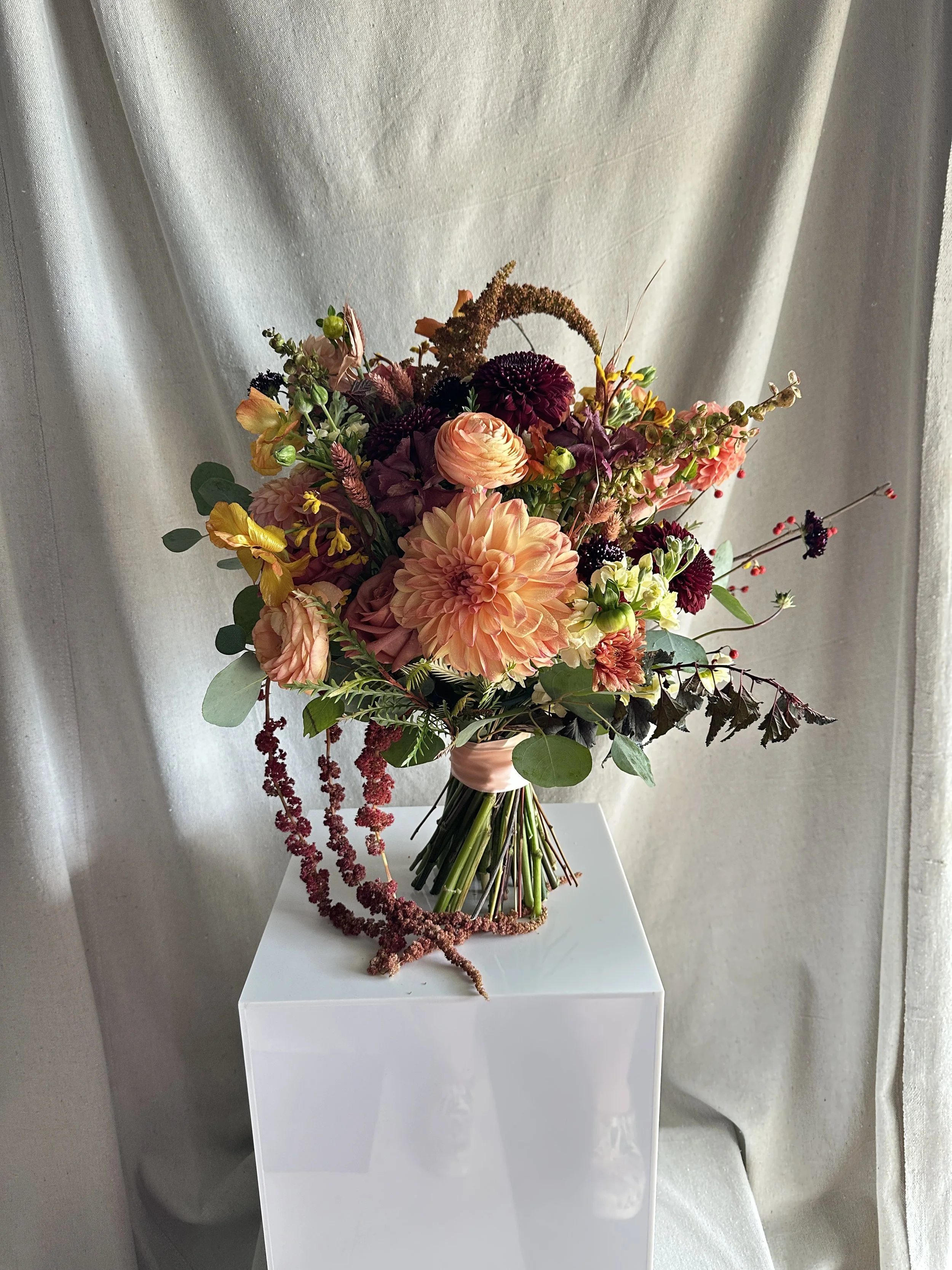 fall dahlia bouquet - Rose of Sharon.jpg