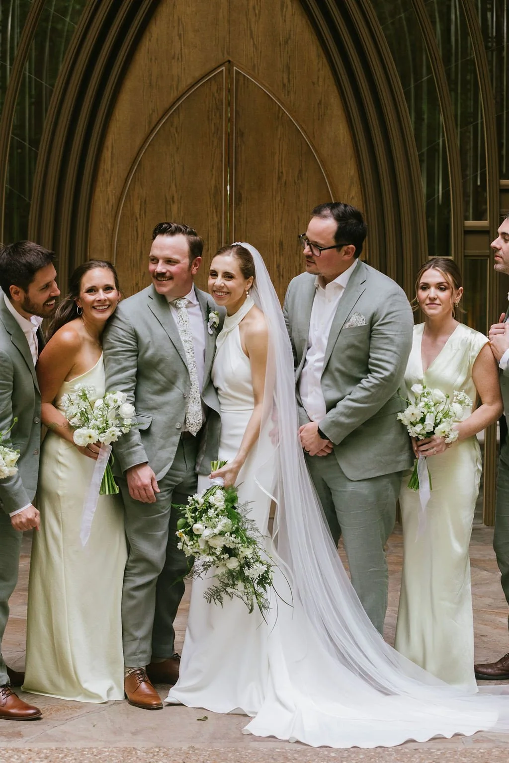 photo by kierston parks photography. rose of sharon floral design studio bridal bouquet cooper chapel modern organic white whimsical
