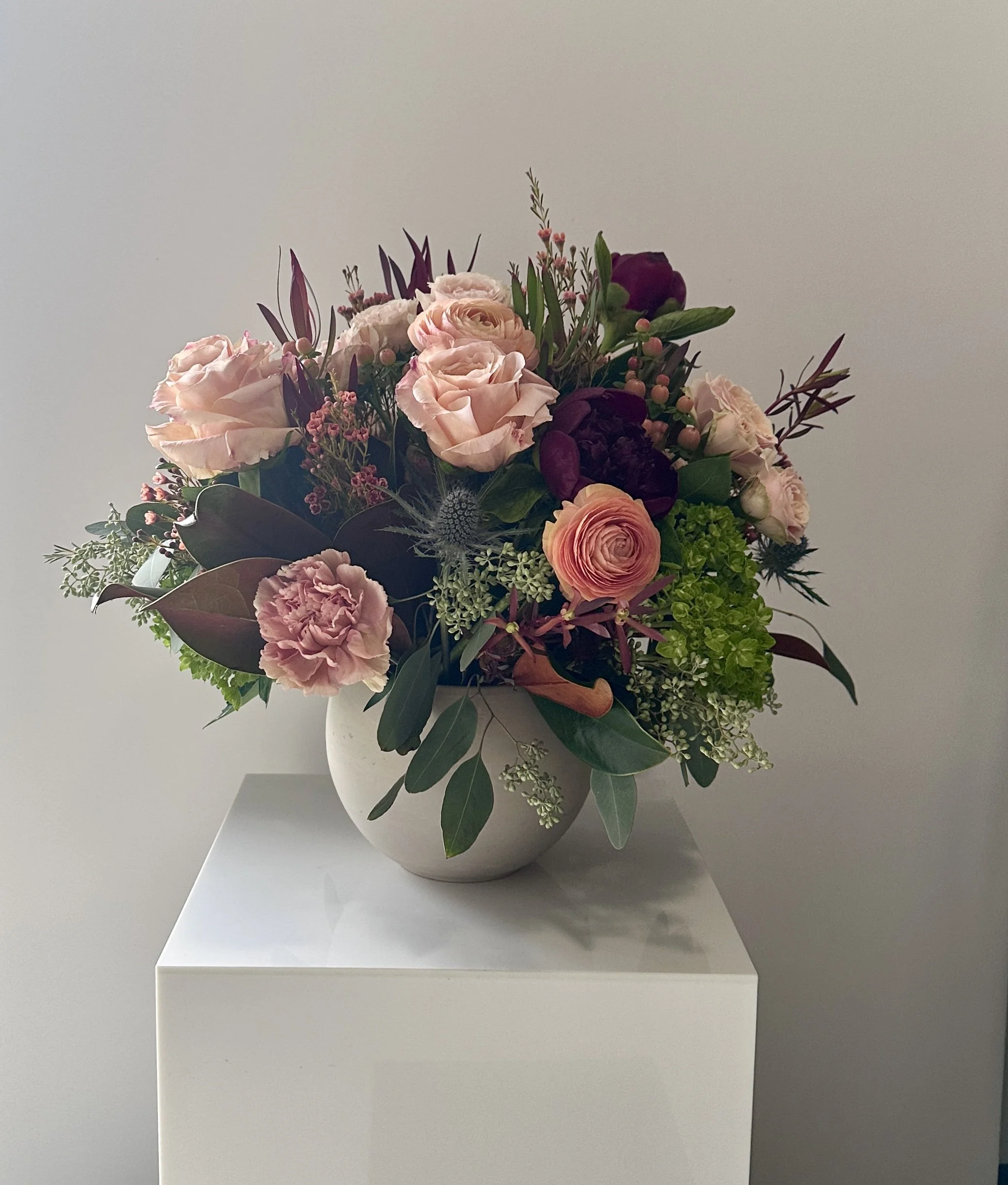 peach rose arrangement - Rose of Sharon.jpg