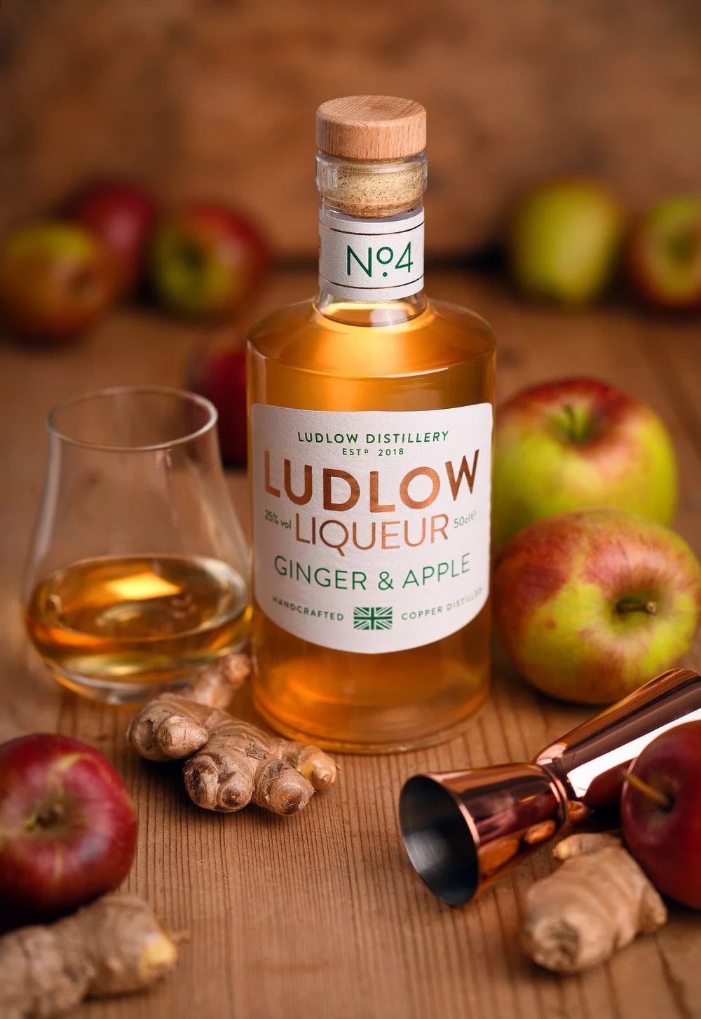 smallGinger And Apple 1.jpg