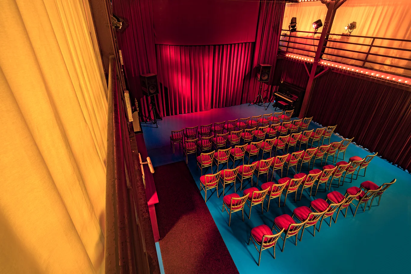 005-web-Marionettentheater - Suzan Baars.jpg