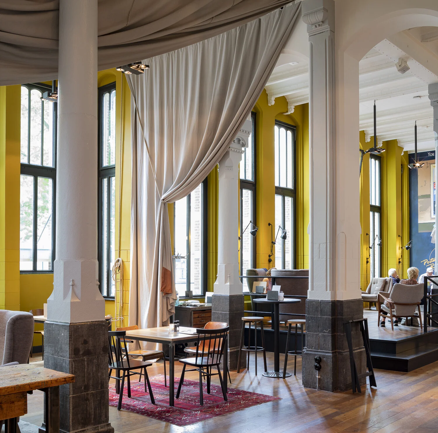 Hotel Post Plaza - Suzan Baars - web-8.jpg