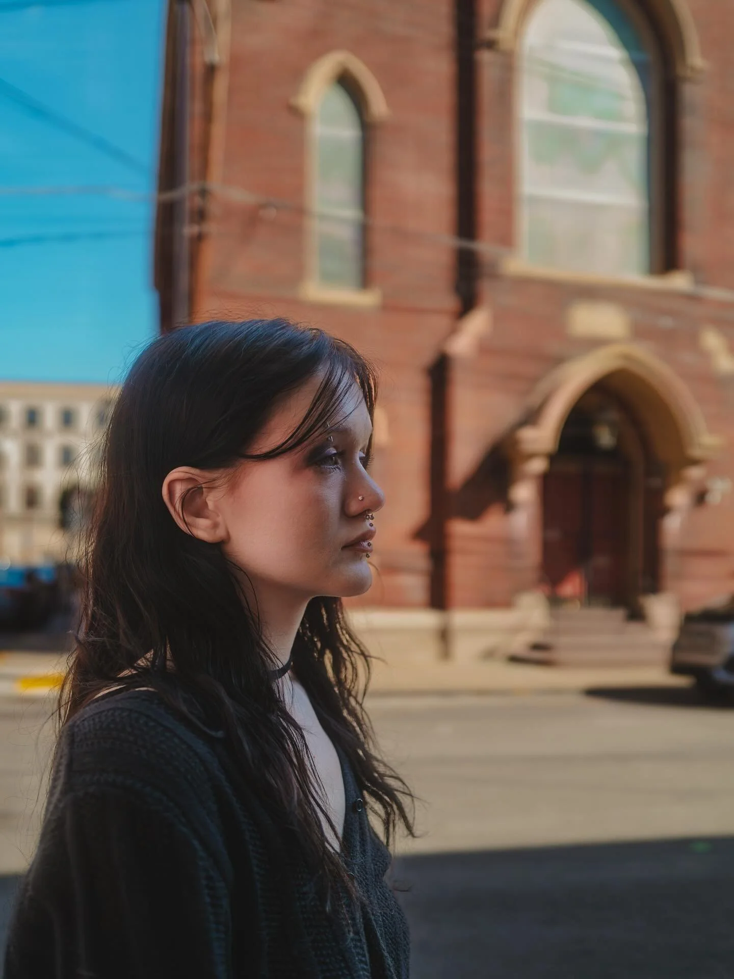 I FOUND
 
myself
 
in the sun🌞
 
 
A fresh nostril for Lauren, who&rsquo;s been coming to use for a few years now! We paired it to their well-healed one with a morganite pink CZ prong from @neometaljewelry to add the perfect little pop of color🌸Tha