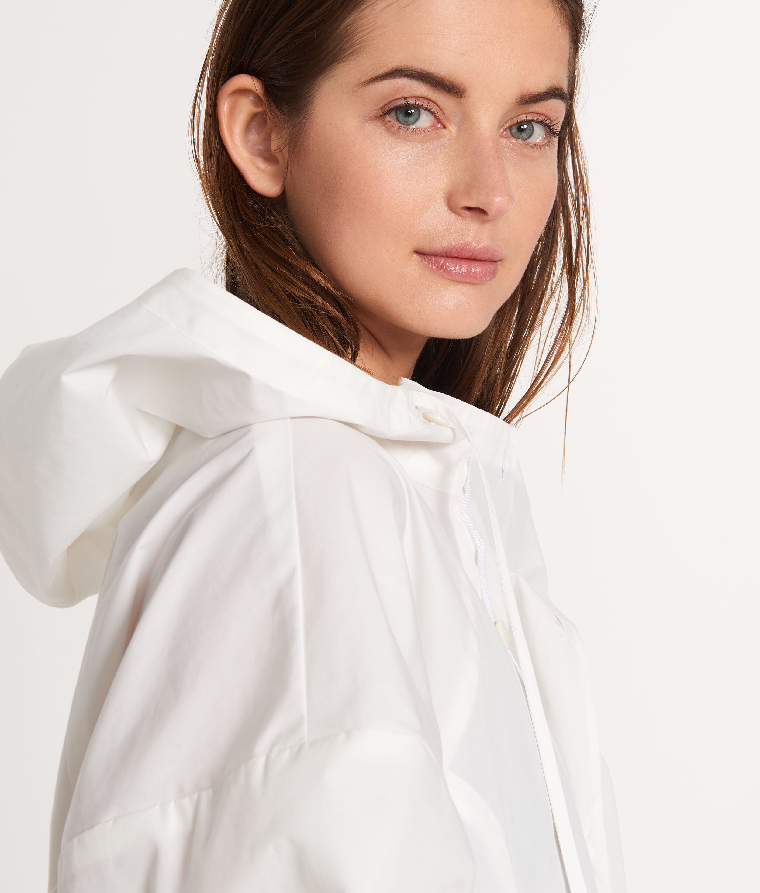 Look40_Anorak-Shirt_White_Detail.jpg