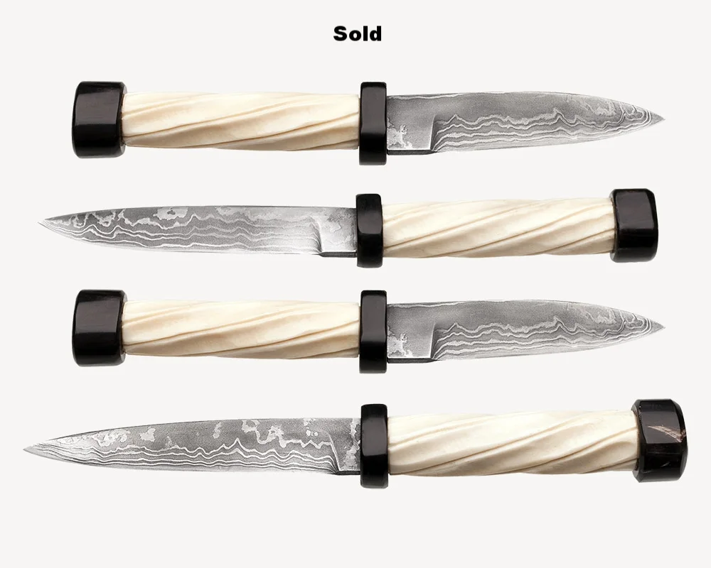 BUFFALO HORN 4 STEAK KNIFE SET (SOLD)