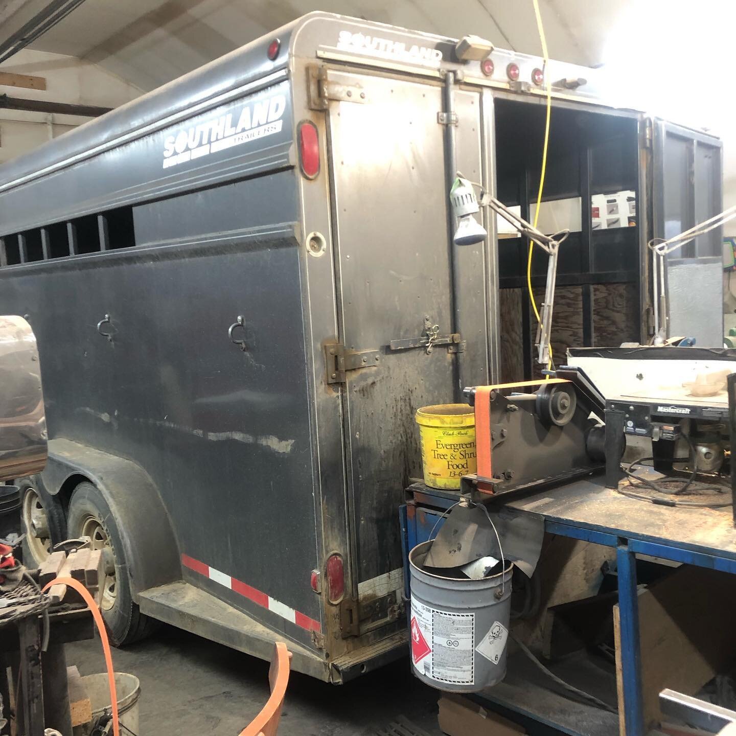 Not much excess room. Rusty parts cut out and new steel welded in. Painted. New rubber on floor. Wondering how much cold the furnace can handle ? #horses #trailer