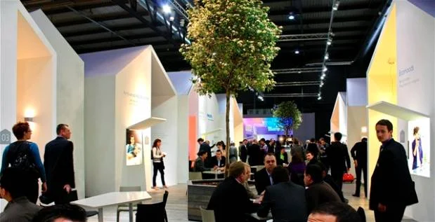 Euroluce post_Philips 4.jpg