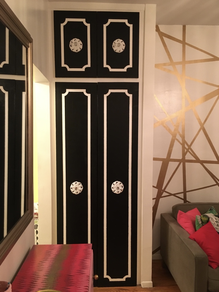 Btw, Gurl-- the adjacent striped gold lines wall treatment givin' you life like you've never known before is another PJDIY project that y'all can read about here .) 
