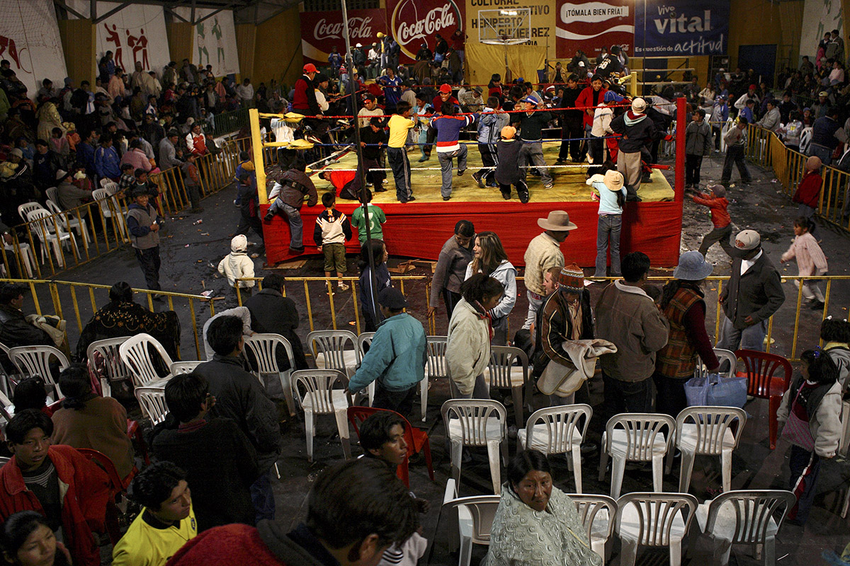 CHOLITA WRESTLING_BOLIVIA_11.jpg