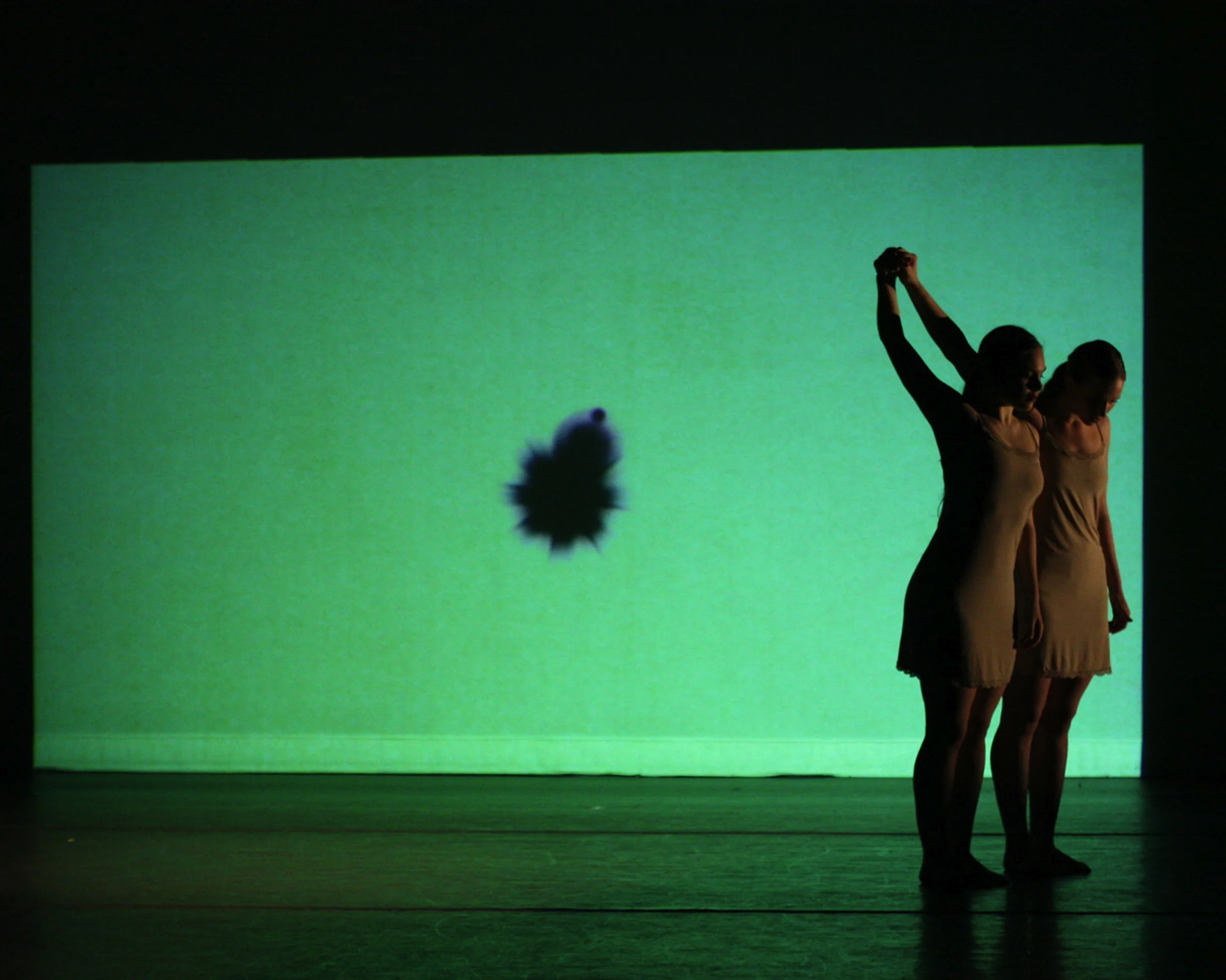    I had it in my palm    Choreographer, Mariel Lugosh-Ecker&nbsp; NYU Dance - Fifth Floor Theater Photo, Ella Bromblin 