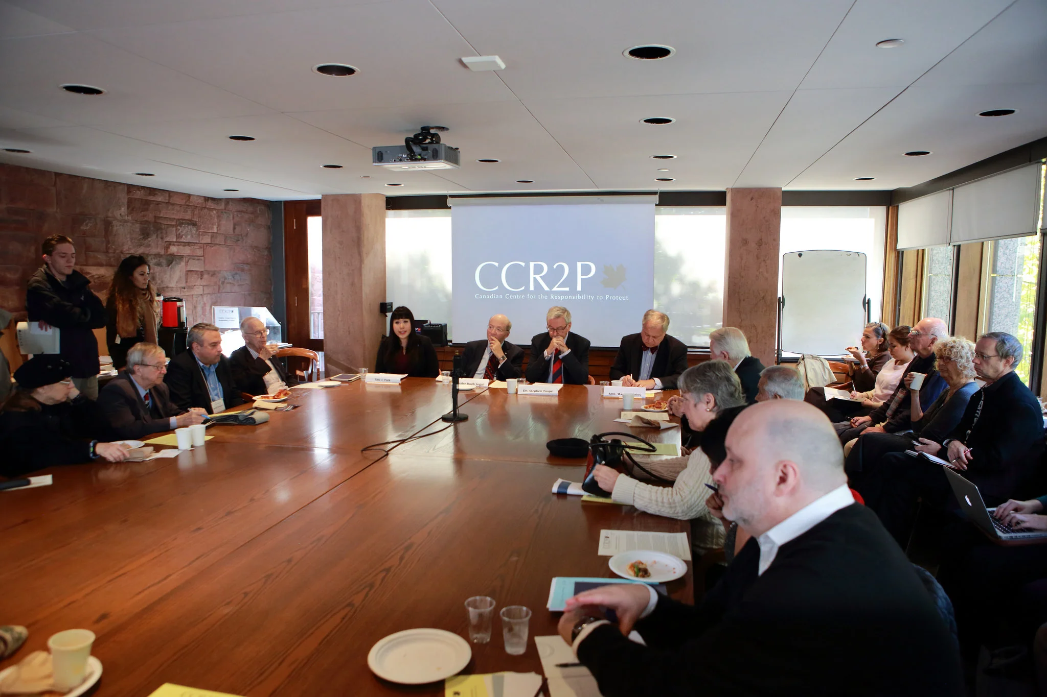 October 22, 2015 Roundtable: "Canadian Foreign Policy & Mainstreaming Responsibility to Protect"