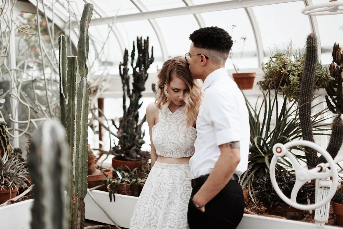 tulsa-oklahoma-garden-center-greenhouse-engagement-session-photographer-liz-anne-elizabeth-wells-photography