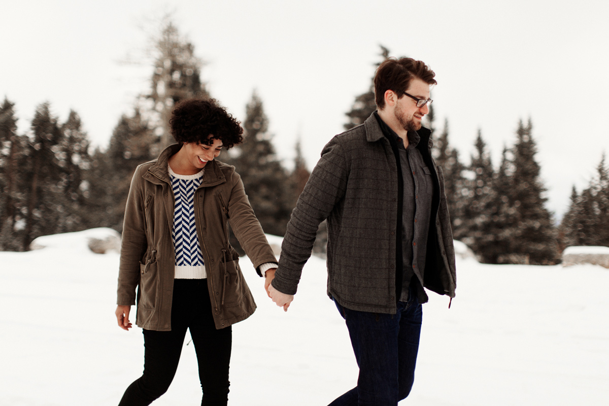 sandia-mountain-albuquerque-snow-fog-engagement-session-new-mexico-elizabeth-wells-photography