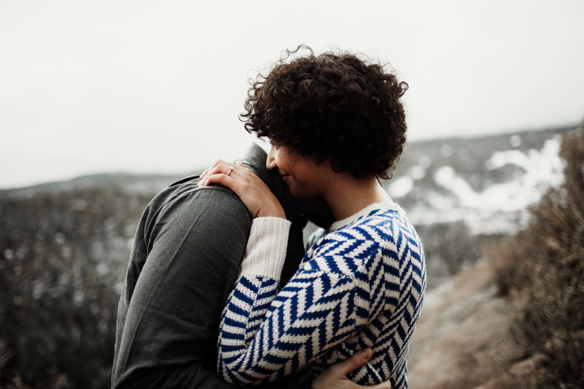 sandia-mountain-albuquerque-snow-fog-engagement-session-new-mexico-elizabeth-wells-photography