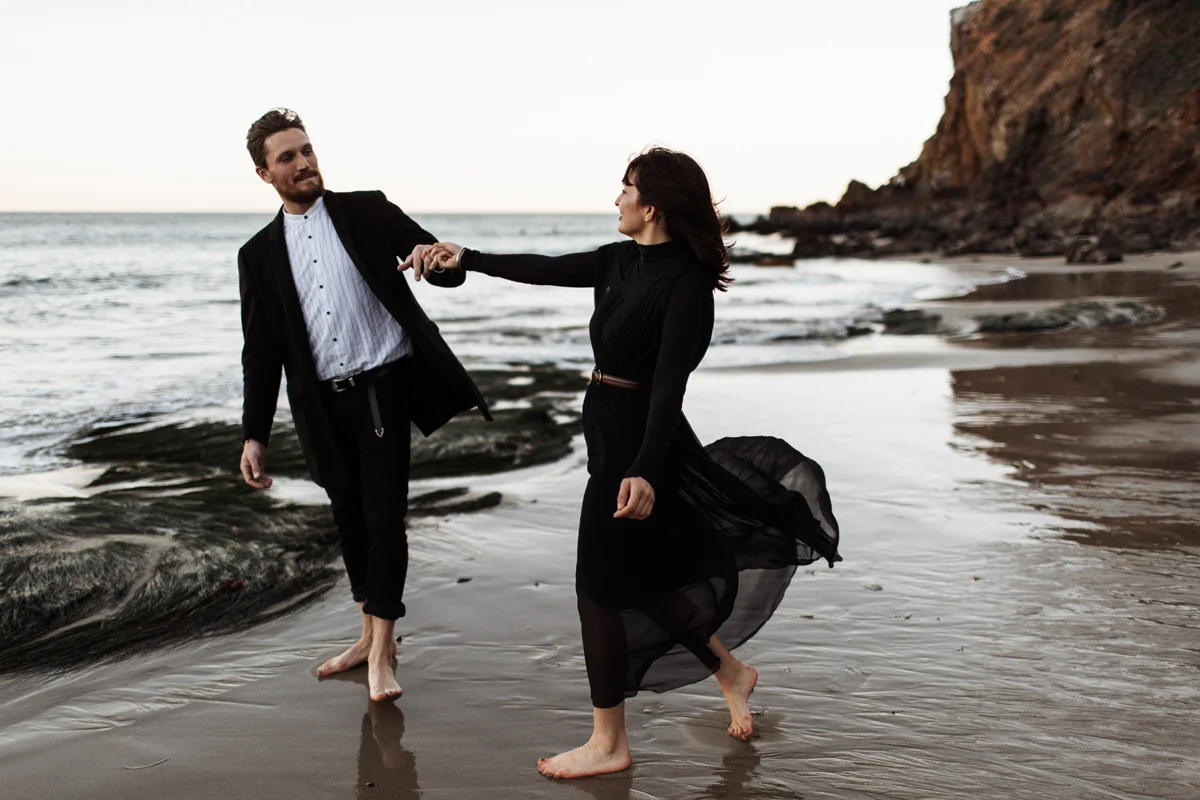 malibu-california-coast-beach-engagement-session-los-angeles-wedding-photographer-elizabeth-wells-photography