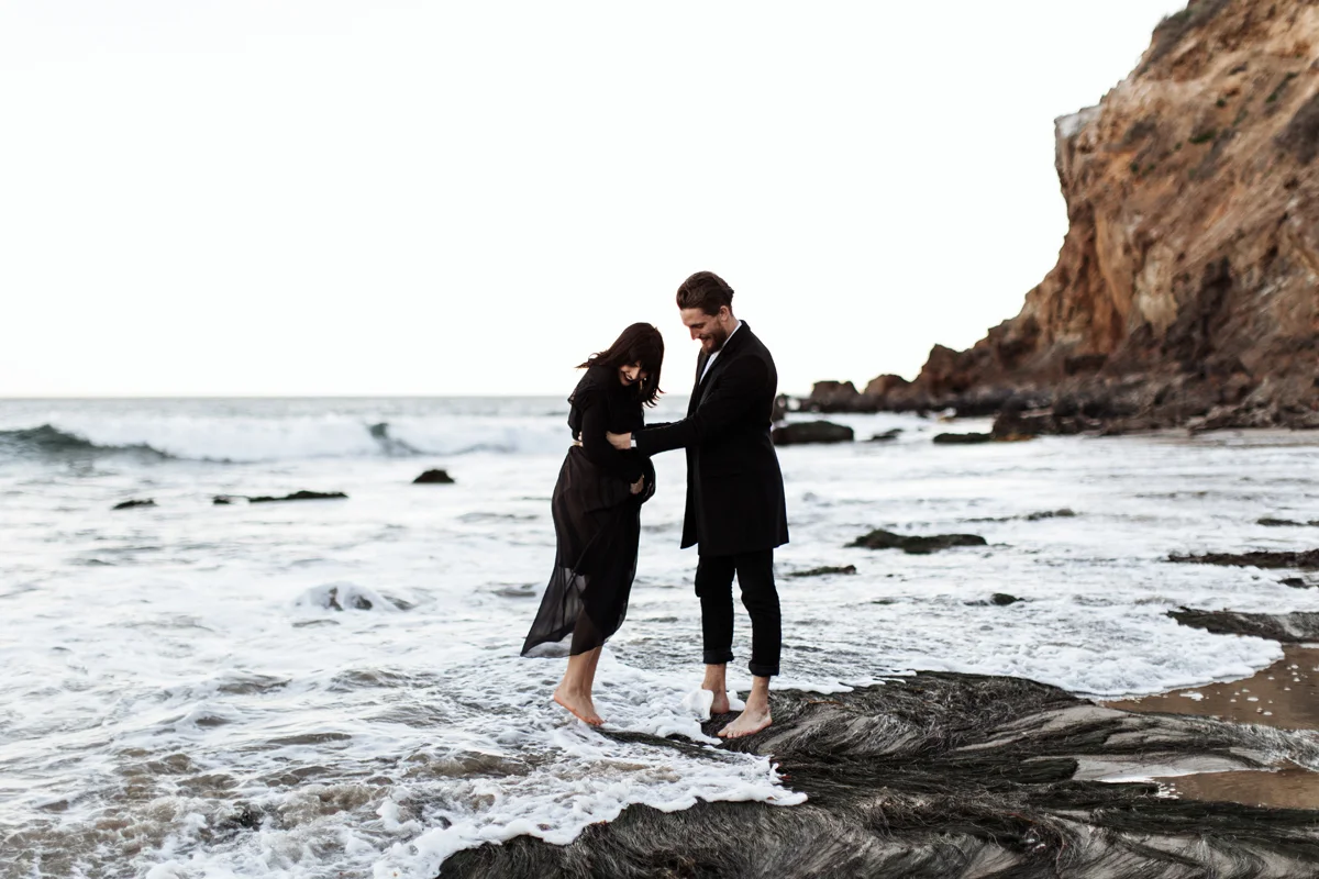malibu-california-coast-beach-engagement-session-los-angeles-wedding-photographer-elizabeth-wells-photography