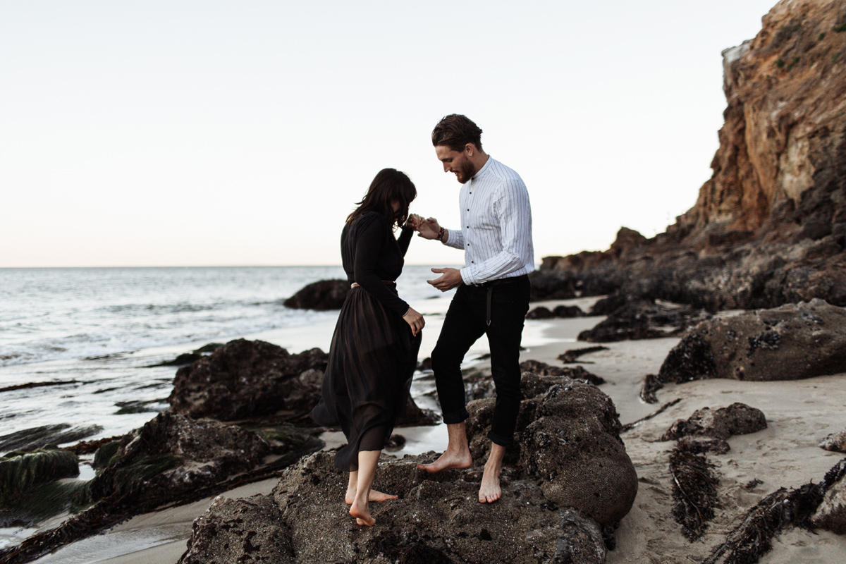 malibu-california-coast-beach-engagement-session-los-angeles-wedding-photographer-elizabeth-wells-photography