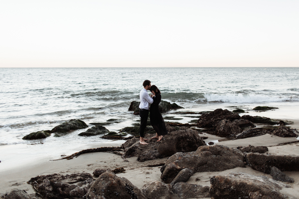 malibu-california-coast-beach-engagement-session-los-angeles-wedding-photographer-elizabeth-wells-photography