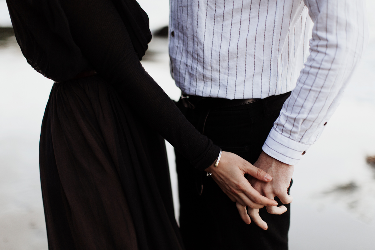 malibu-california-coast-beach-engagement-session-los-angeles-wedding-photographer-elizabeth-wells-photography