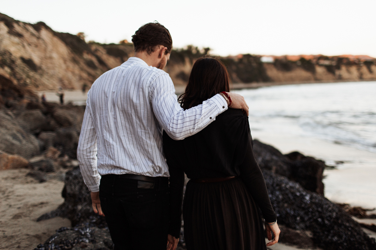 malibu-california-coast-beach-engagement-session-los-angeles-wedding-photographer-elizabeth-wells-photography