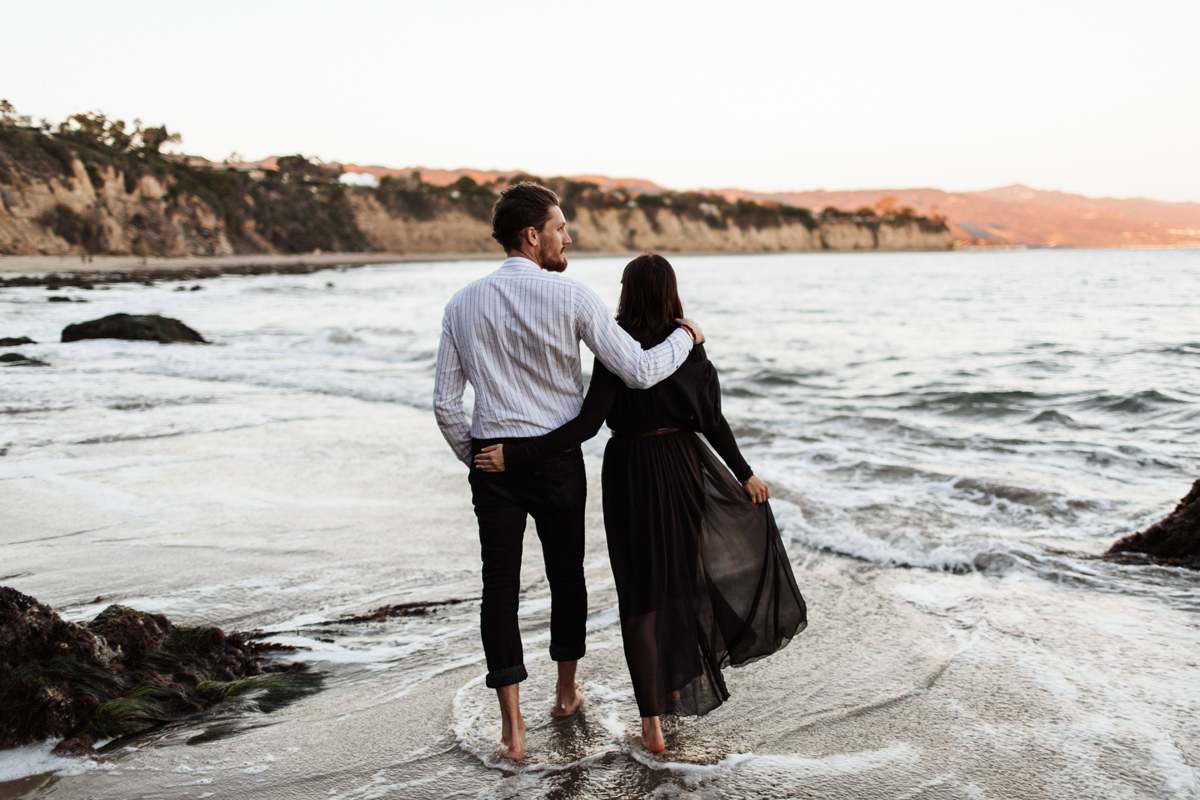 malibu-california-coast-beach-engagement-session-los-angeles-wedding-photographer-elizabeth-wells-photography