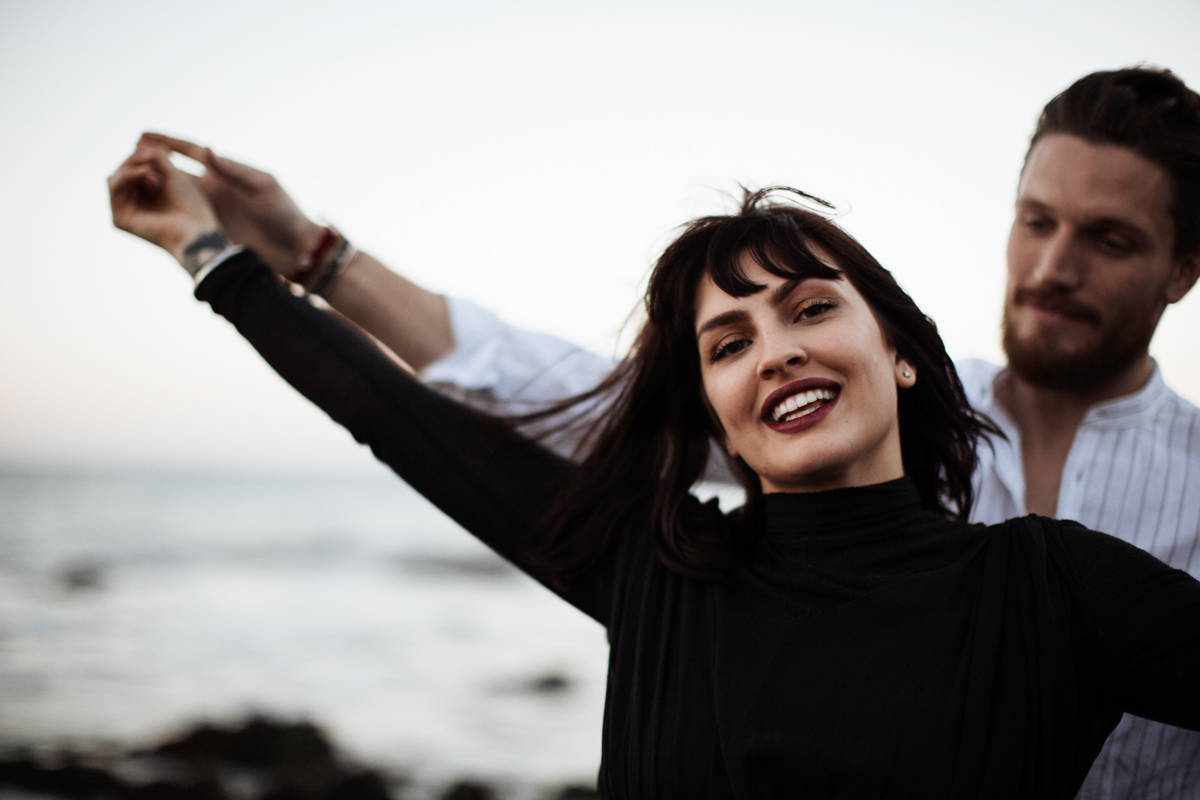 malibu-california-coast-beach-engagement-session-los-angeles-wedding-photographer-elizabeth-wells-photography