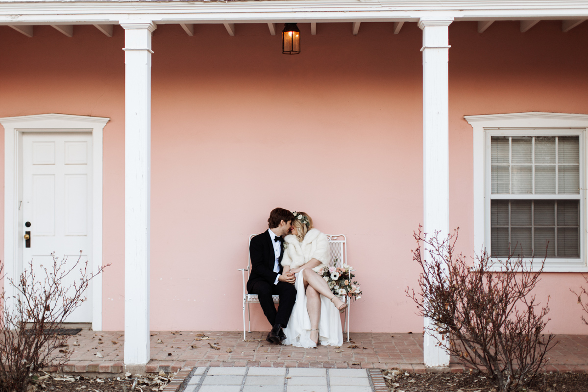 los-poblanos-wedding-albuquerque-new-mexico-elopement-elizabeth-wells-photography-photographer-winter-floral