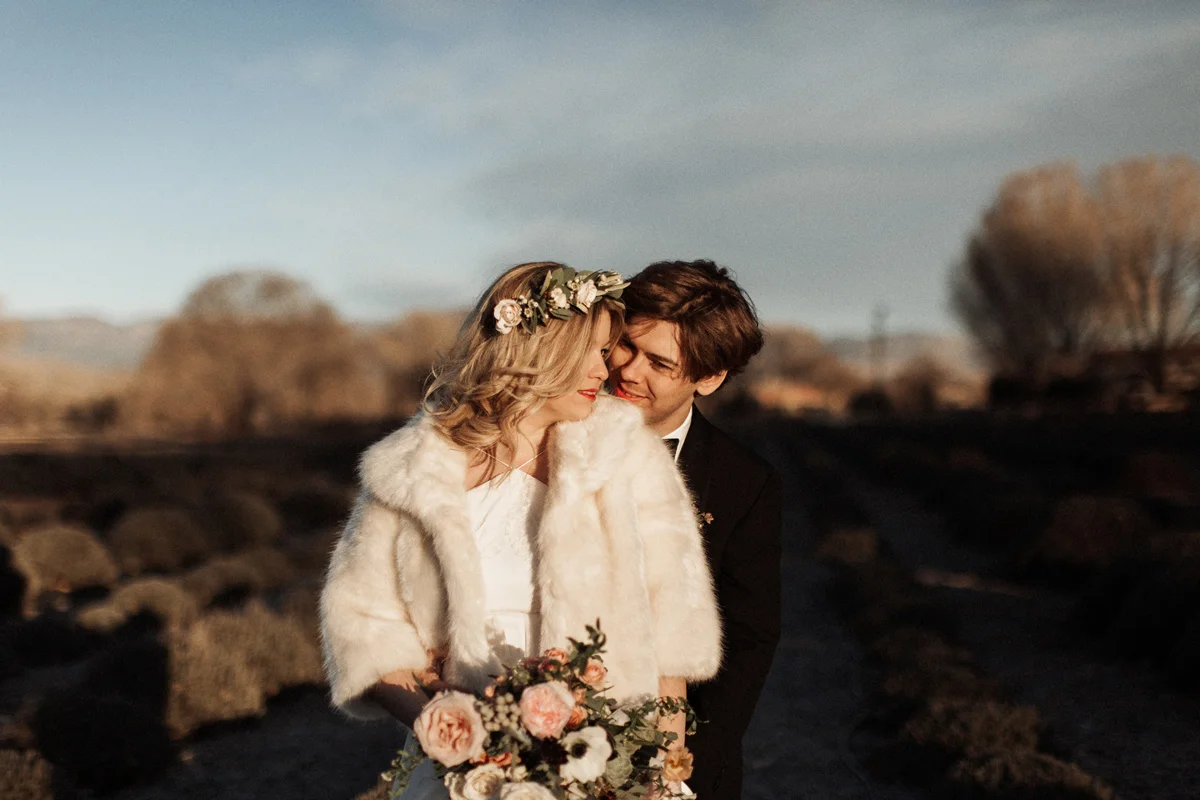 los-poblanos-wedding-albuquerque-new-mexico-elopement-elizabeth-wells-photography-photographer-winter-floral