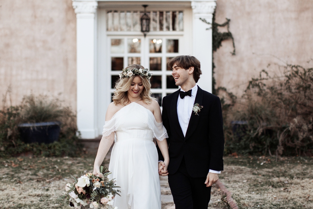 los-poblanos-wedding-albuquerque-new-mexico-elopement-elizabeth-wells-photography-photographer-winter-floral