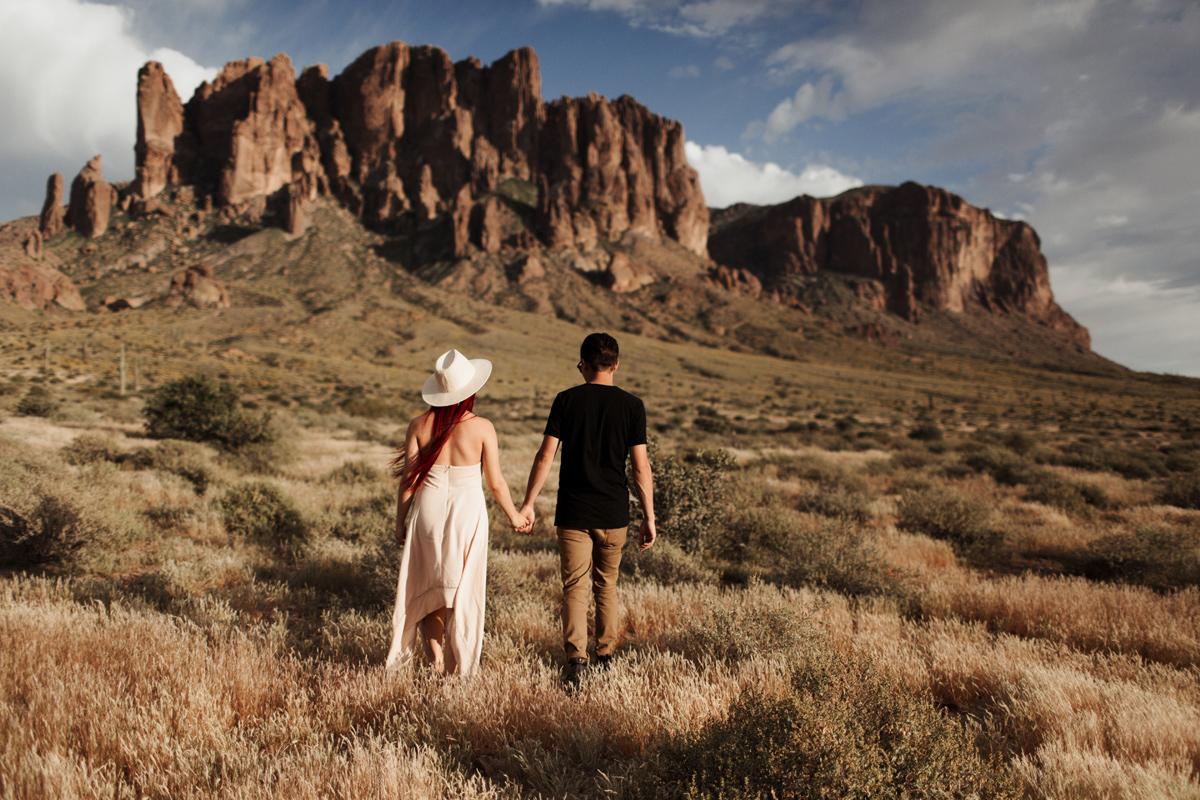 phoenix-arizona-wedding-engagement-albuquerque-desert-elopement-elizabeth-wells-photography-photographer-saguaro