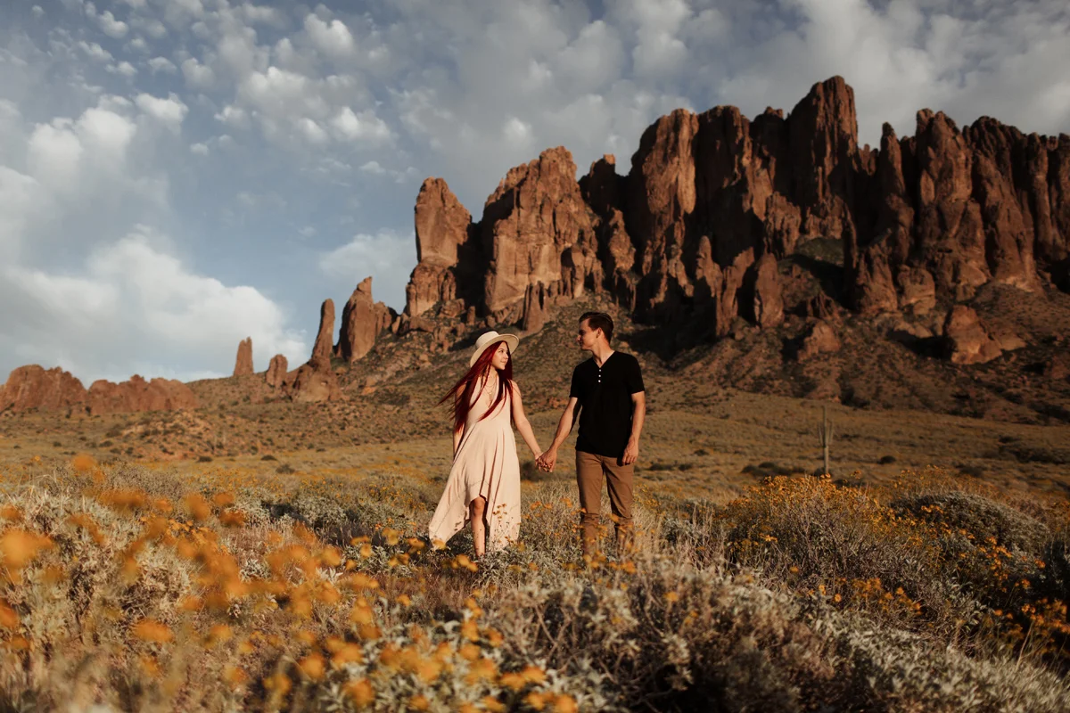 phoenix-arizona-wedding-engagement-albuquerque-desert-elopement-elizabeth-wells-photography-photographer-saguaro