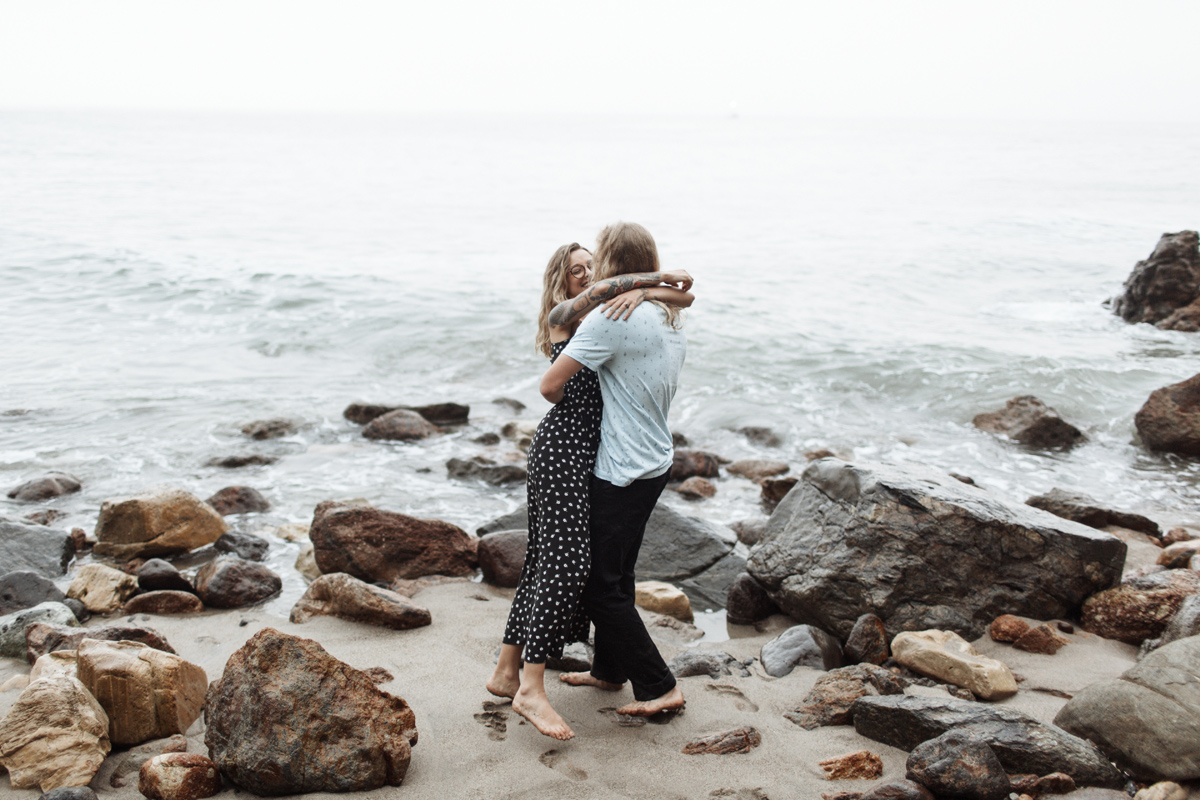 malibu-california-coast-beach-engagement-session-los-angeles-wedding-photographer-elizabeth-wells-photography-elopement