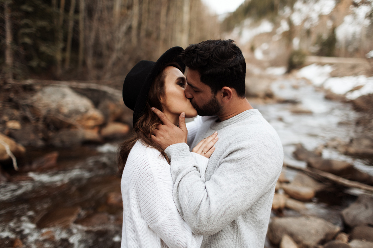 silver-plume-colorado-denver-bread-bar-rocky-mountain-portrait-engagement-session-wedding-elopement-elizabeth-wells-photography-photographer