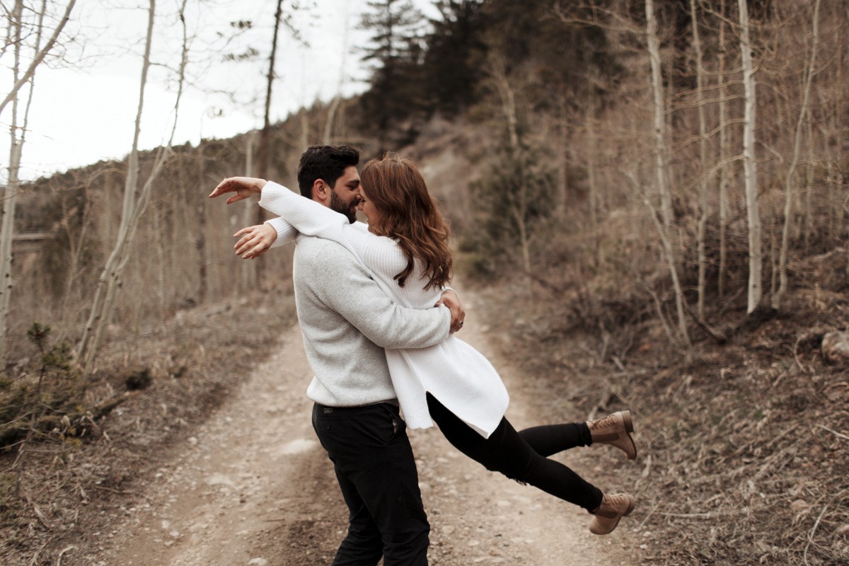 silver-plume-colorado-denver-bread-bar-rocky-mountain-portrait-engagement-session-wedding-elopement-elizabeth-wells-photography-photographer