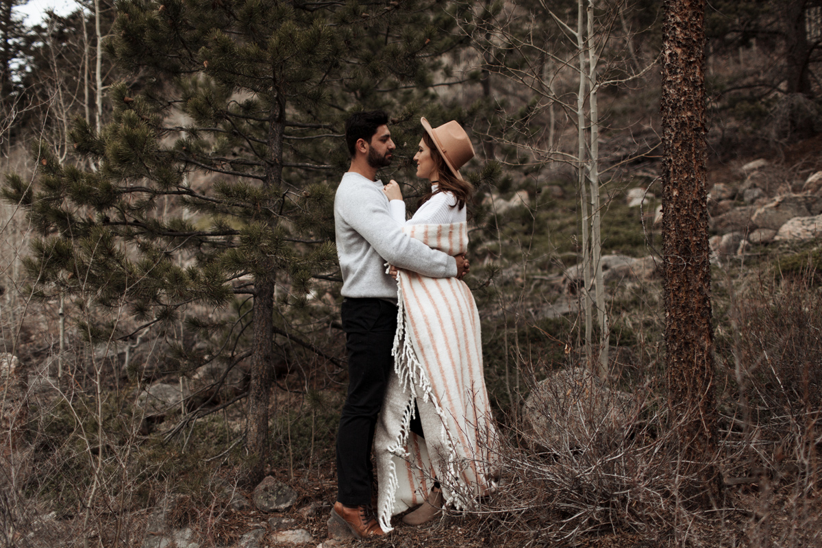 silver-plume-colorado-denver-bread-bar-rocky-mountain-portrait-engagement-session-wedding-elopement-elizabeth-wells-photography-photographer