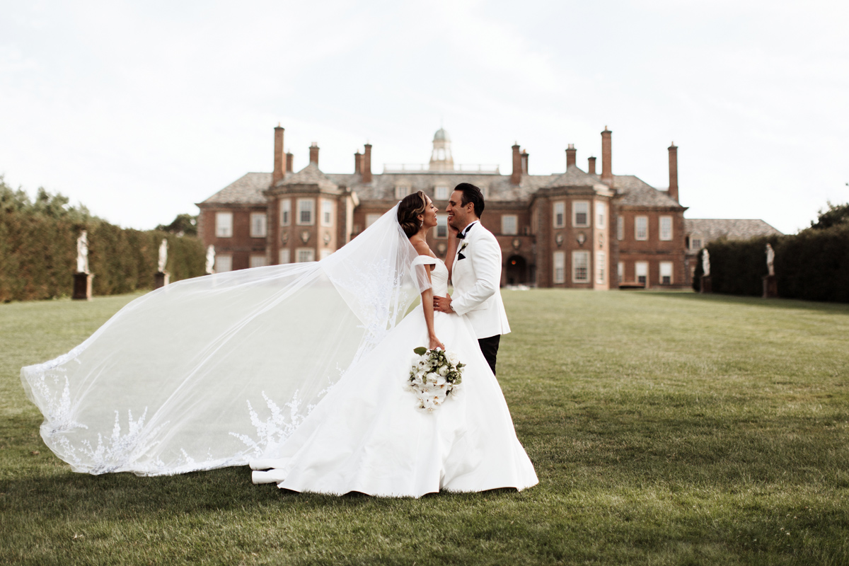 massachusetts-ipswich-crane-estate-wedding-castle-boston-new-york-photograher-new-england-elizabeth-wells-photography