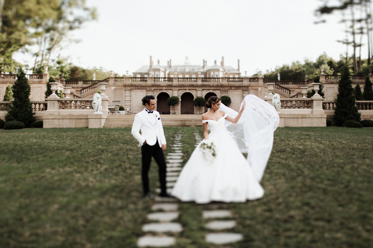 massachusetts-ipswich-crane-estate-wedding-castle-boston-new-york-photograher-new-england-elizabeth-wells-photography