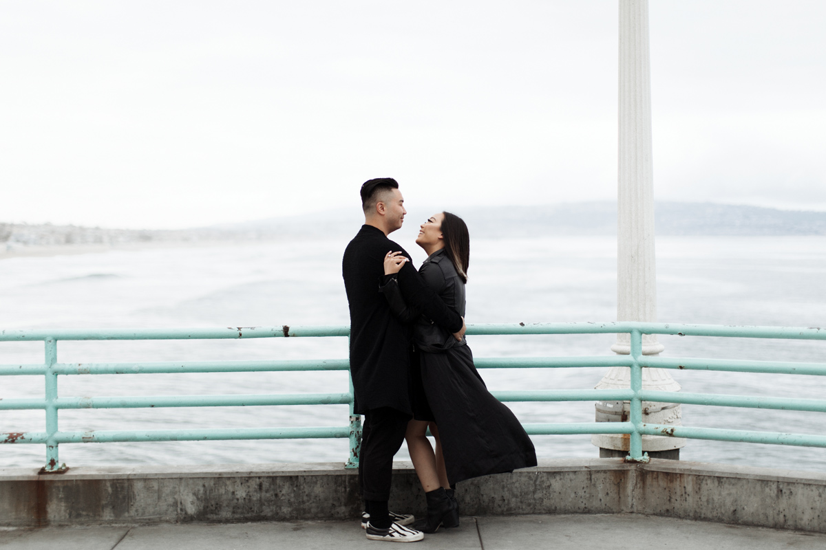 california-palm-springs-wind-mills-desert-los-angeles-beach-engagement-session-photographer-elizabeth-wells-photography