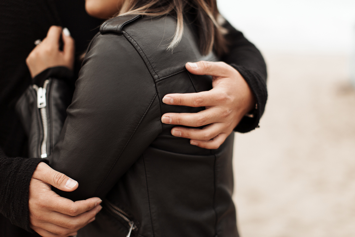 california-palm-springs-wind-mills-desert-los-angeles-beach-engagement-session-photographer-elizabeth-wells-photography