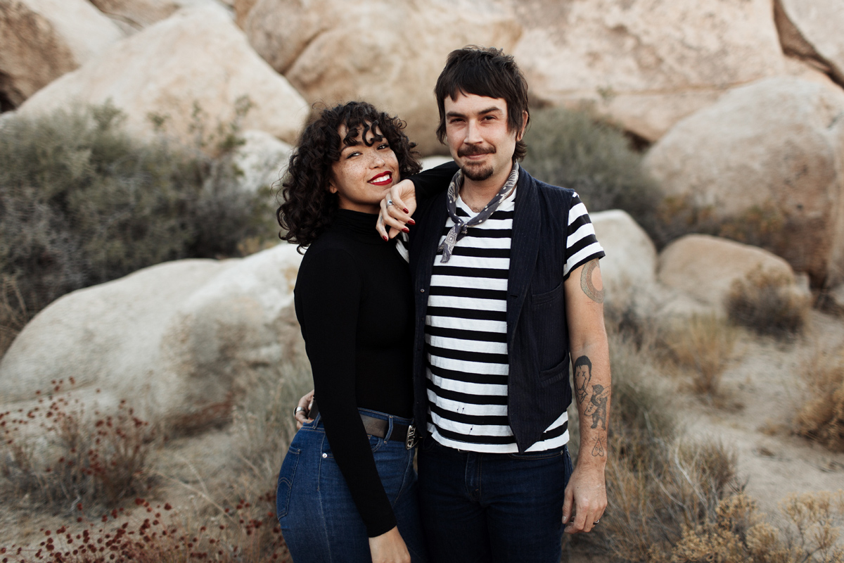 joshua-tree-california-engagement-wedding-elopement-session-desert-photographer-elizabeth-wells-photography