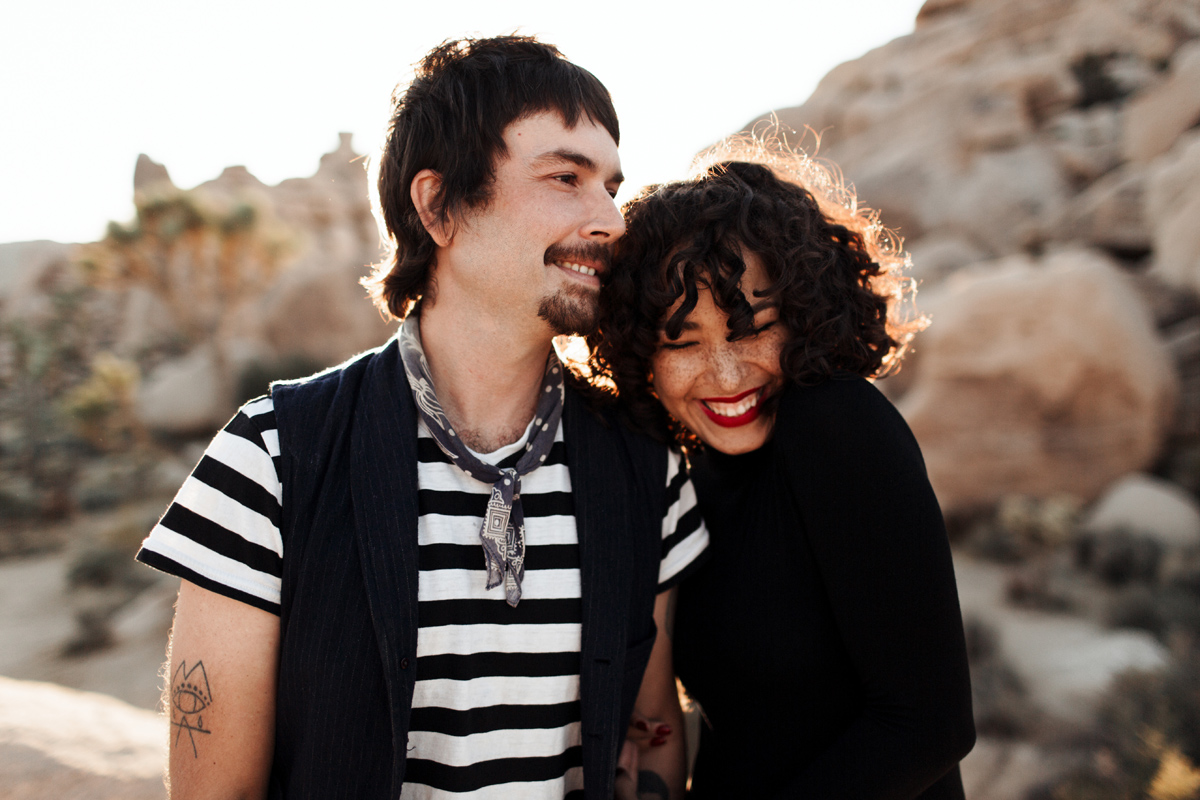 joshua-tree-california-engagement-wedding-elopement-session-desert-photographer-elizabeth-wells-photography