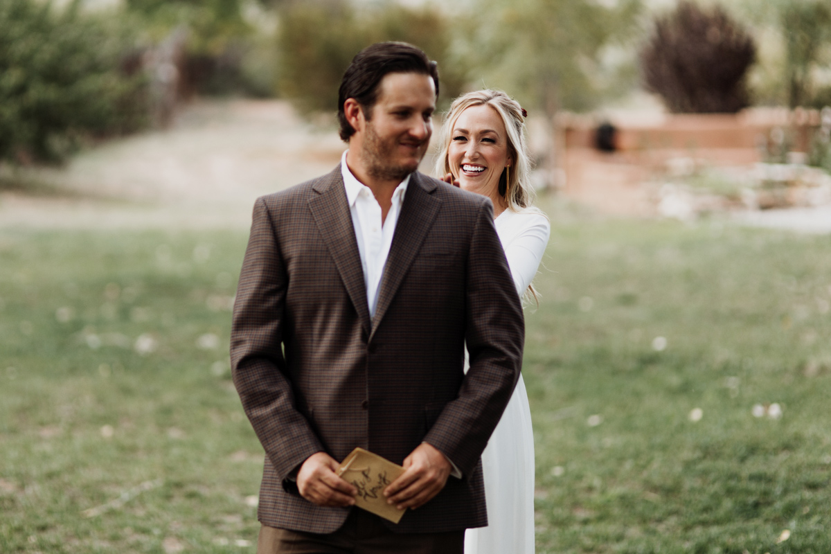 abiquiu-wedding-photographer-desert-elopement-new-mexico-elizabeth-wells-photography