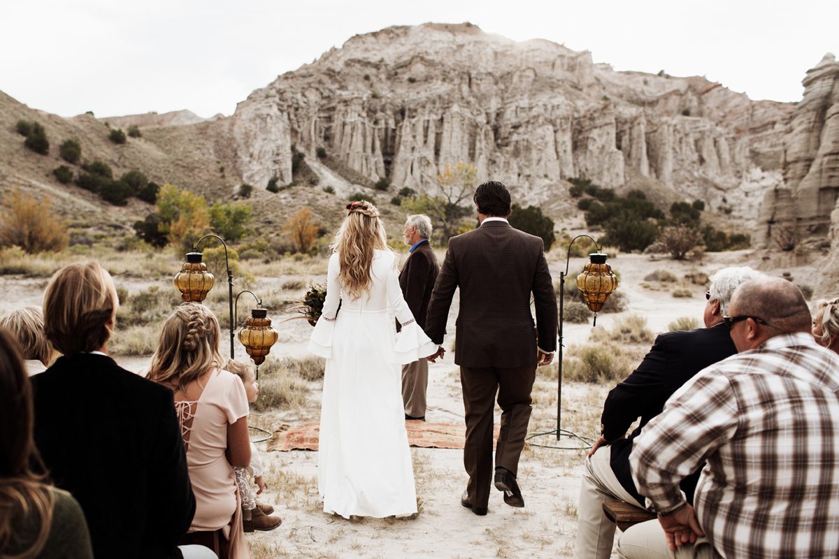 abiquiu-wedding-photographer-desert-elopement-new-mexico-elizabeth-wells-photography