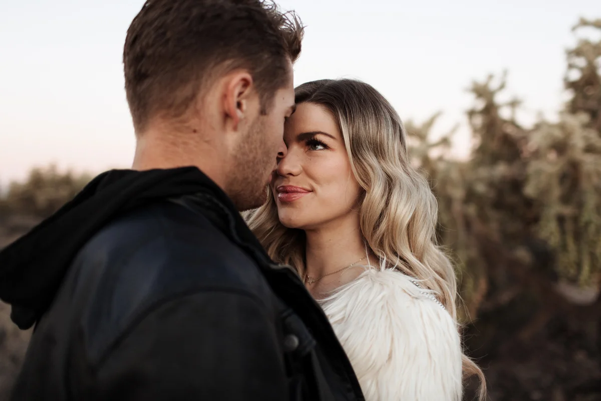phoenix-arizona-photographer-desert-wedding-elopement-engagement-cactus-elizabeth-wells-photography