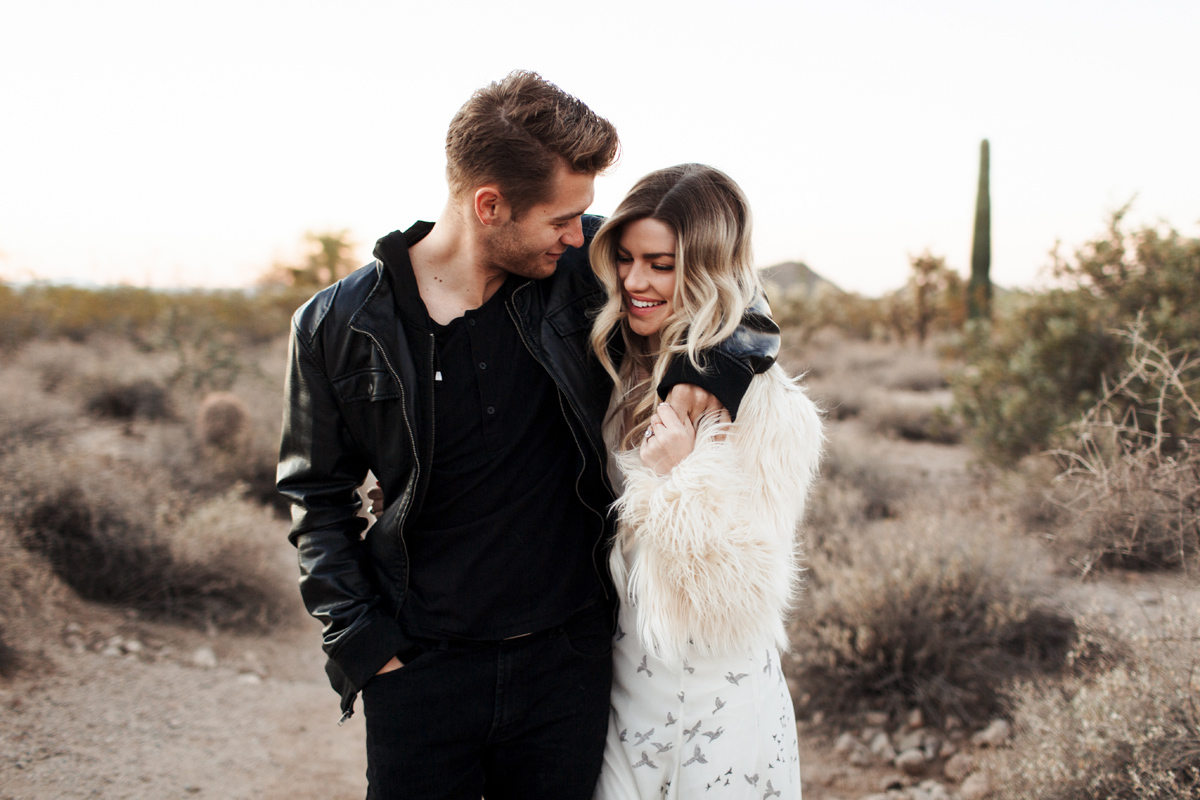 phoenix-arizona-photographer-desert-wedding-elopement-engagement-cactus-elizabeth-wells-photography