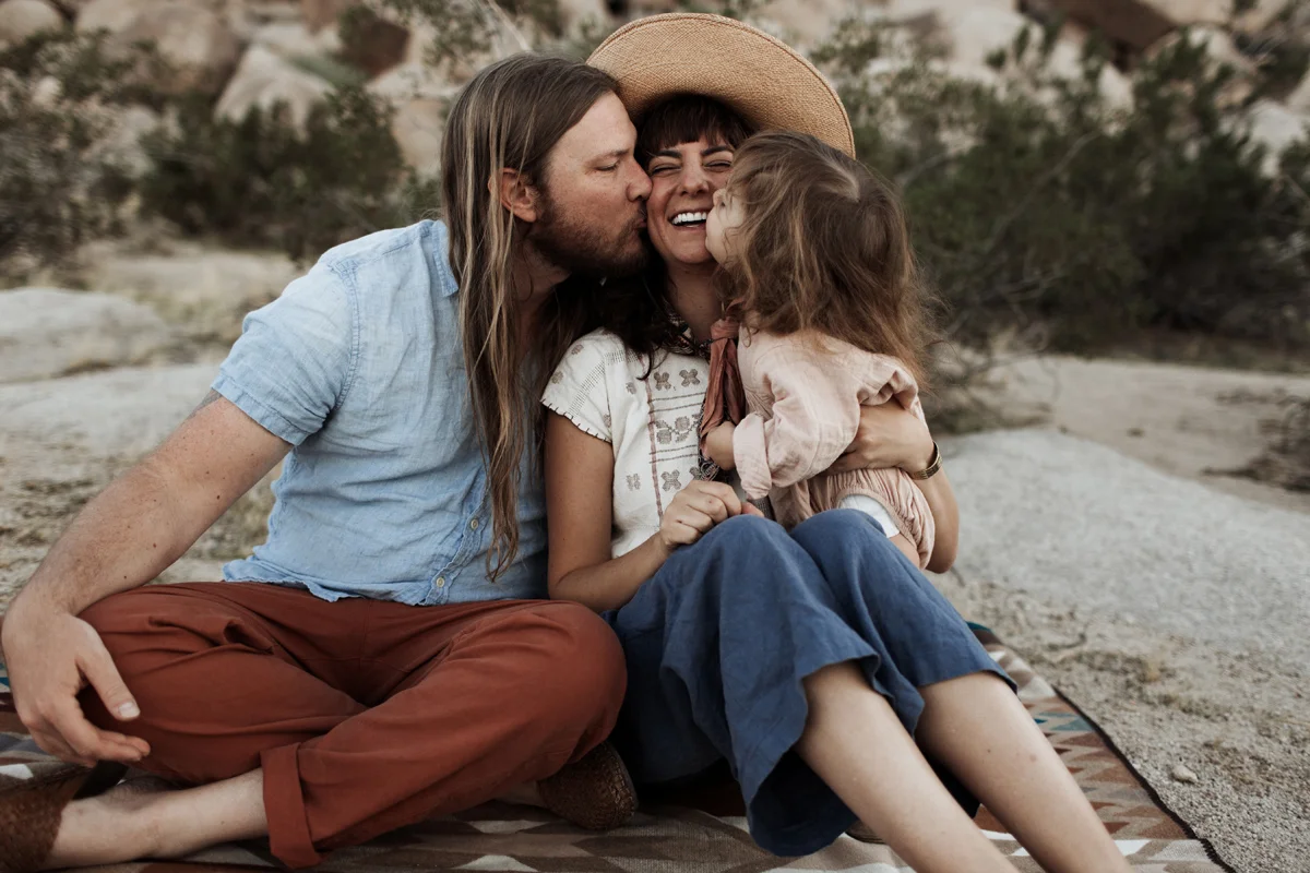 joshua-tree-california-family-session-photographer-elizabeth-wells-photography